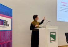 Iris Jugo durante su intervención