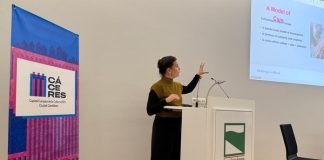 Iris Jugo durante su intervención