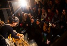 La Muestra Ibérica de Artes Escénicas cierra una edición con un alto nivel artístico Público de la MAE durante la representación de 'Ai de Mim Ai Doeu' de la portuguesa Trupe Fandanga- Circolando.