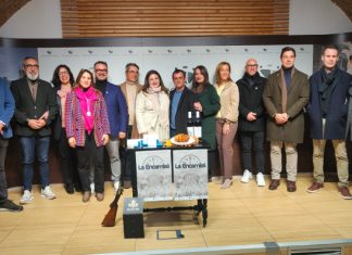 Torrejoncillo vive La Encamisá y acelera su salto a Fiesta Nacional