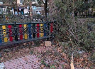 La borrasca Kristin azota Extremadura con rachas de 150 km/h La borrasca Kristin azota Extremadura con rachas de 150 km/h