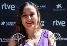 Silvia Venegas triunfa en el Festival de Málaga con 'Recuerdo tu nombre'
