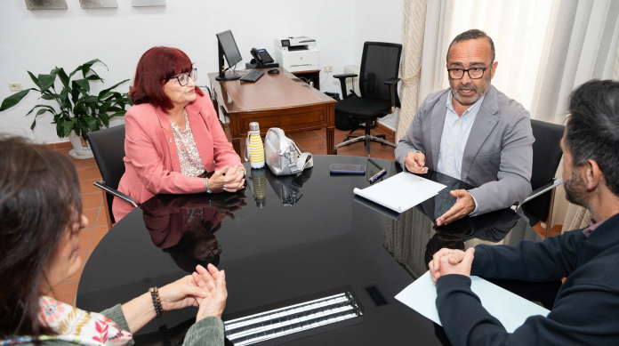 a Diputación de Cáceres reforzará el transporte de Placeat