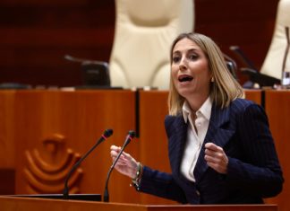 El Anfiteatro de Mérida como escenario de la toma de posesión de María Guardiola El Anfiteatro de Mérida, escenario histórico de la toma de posesión de María Guardiola