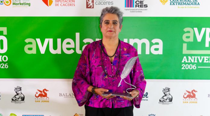 Memé Tabares, Premio Avuelapluma Artes Escénicas