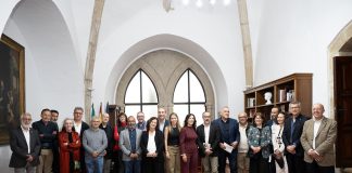 Autoridades y miembros del jurado de los Certámenes Literarios de la Diputación de Cáceres, que se han fallado este jueves