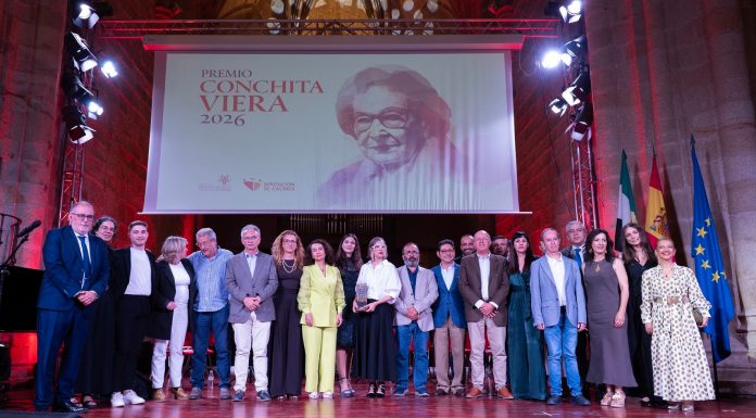 La argentina Mayki Gorosito alza el III Premio Conchita Viera