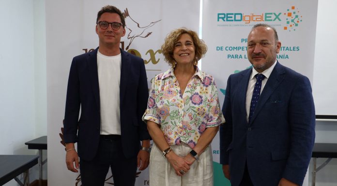 REDEX y la Junta de Extremadura presentan los resultados de REDigitalEX: más de 20.600 personas formadas y un gran impacto en la digitalización rural femenina