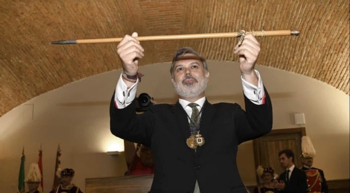 Fernando Pizarro se despide de la Alcaldía de Plasencia tras 15 años y cuatro mayorías absolutas El histórico alcalde placentino cierra una etapa de 27 años en la política municipal para asumir la dirección de la Fundación Academia Europea e Iberoamericana de Yuste
