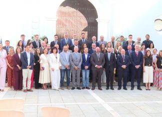 La Asamblea de Extremadura celebra 43 años reivindicando el diálogo y el compromiso con la región La Asamblea de Extremadura conmemora su 43 aniversario reivindicando el diálogo, el respeto institucional y el compromiso con el futuro de la región.