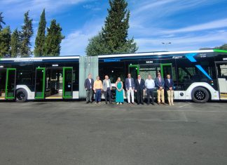 Cáceres avanza en movilidad sostenible con un nuevo autobús eléctrico articulado Presentación del nuevo autobús articulado de gran capacidad y 100% eléctrico que Vectalia pondrá en funcionamiento en Cáceres a partir de septiembre