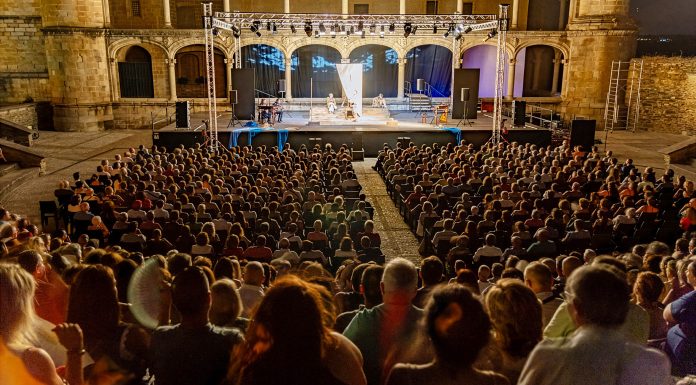 Teatro, historia y noches infinitas: Alcántara celebra los 40 años de su festival