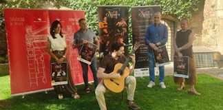 Seis municipios cacereños acogerán el VI Festival Internacional de Guitarra El guitarrista Javier Lucío en la presentación del VI Festival Internacional de Guitarra de Arroyo de la Luz
