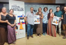 Cuatro fortalezas cacereñas acogen la IV edición del Festival de los Castillos Foto de familia de presentación del IV Festival de los Castillos