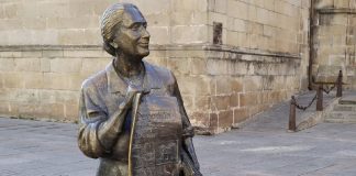 Leoncia, restaurada y de nuevo en su plaza