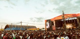 Extremúsika presenta el primer adelanto de su cartel Asistentes a la última jornada del festival Extremúsika 2026