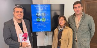 Música y poesía se unen en la cuarta edición de ‘Canciones en su tinta’ Foto de familia tras la presentación del ciclo de música y poesía 'Canciones en su tinta' que se celebra en Cáceres el 4 de noviembre